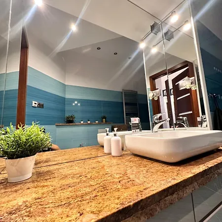 Maya's Flats & 65 - A Perfect 3 Flat In The Old Town Apartamento *