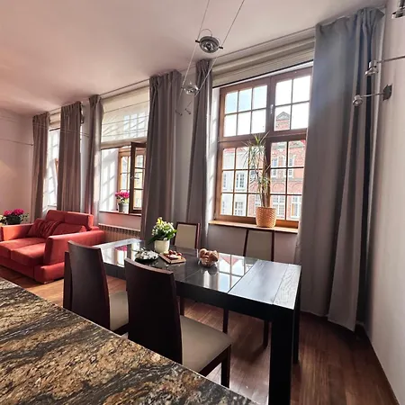 Maya's Flats & 65 - A Perfect 3 Flat In The Old Town Apartamento
